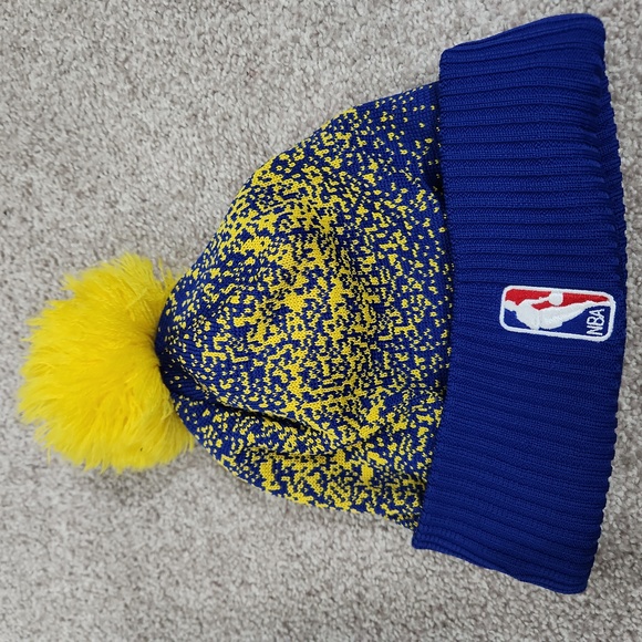 Golden State Warriors Pom Beanie Blue New Era Winter Logo - Picture 3 of 6